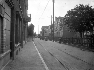 824361 Gezicht in de Baanstraat te Utrecht, uit het noordwesten.N.B. Dit gedeelte van de Baanstraat heet sinds 1911 ...
